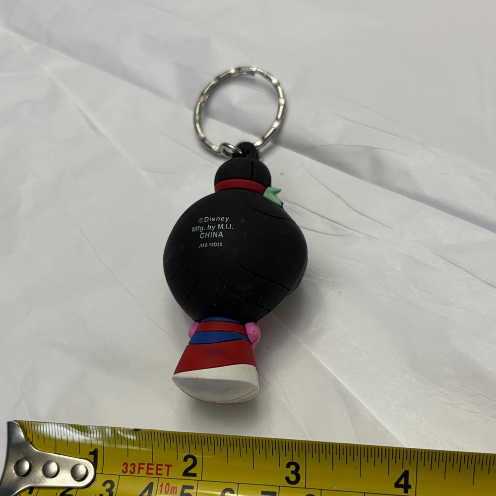 Disney Mulan Keychain - Picture 2 of 2
